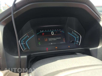 2018 Honda Odyssey Touring 118.1" WB - miniatura 9