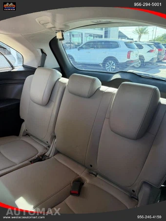 2018 Honda Odyssey Touring 118.1" WB - miniatura 16
