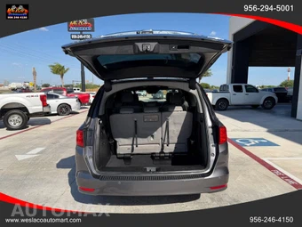 2018 Honda Odyssey Touring 118.1" WB - miniatura 5