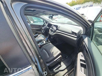 2018 Honda Odyssey Touring 118.1" WB - miniatura 19