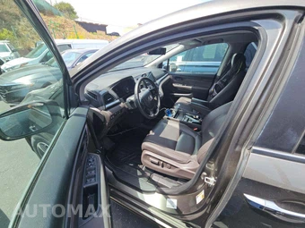 2018 Honda Odyssey Touring 118.1" WB - miniatura 6