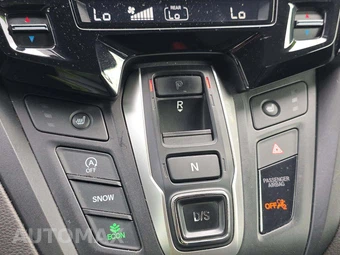 2018 Honda Odyssey Touring 118.1" WB - miniatura 39