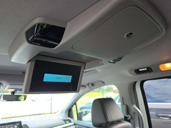 2018 Honda Odyssey Touring 118.1" WB - miniatura 44