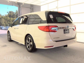 2018 Honda Odyssey Touring 118.1" WB - miniatura 6