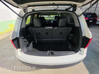 2018 Honda Pilot LX – miniatura 12