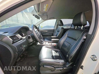 2018 Honda Pilot LX – miniatura 3