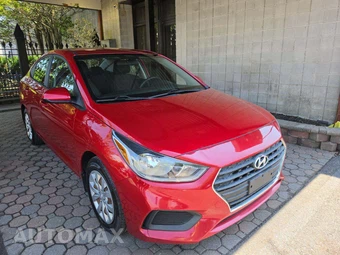 2018 Hyundai Accent SE - miniatura 4