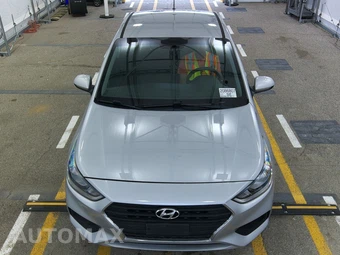 2018 Hyundai Accent SE - miniatura 2
