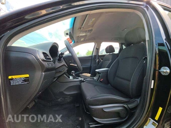 2018 Hyundai Elantra GT Hatchback – miniatura 6