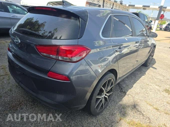 2018 Hyundai Elantra GT Hatchback - miniatura 3