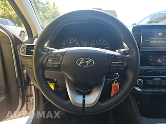 2018 Hyundai Elantra GT Hatchback - miniatura 10