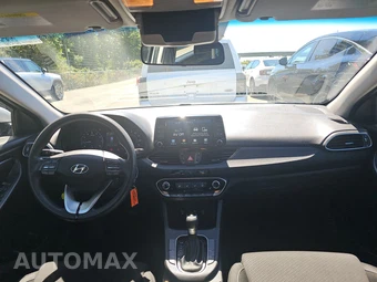 2018 Hyundai Elantra GT Hatchback - miniatura 11