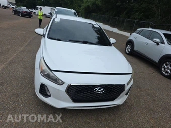 2018 Hyundai Elantra GT Hatchback – miniatura 2