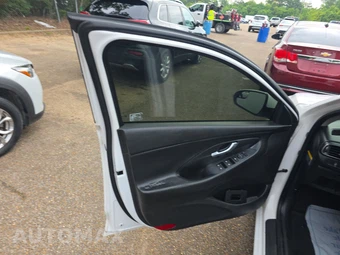 2018 Hyundai Elantra GT Hatchback – miniatura 9