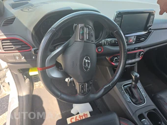 2018 Hyundai Elantra GT Sport Hatchback - miniatura 10