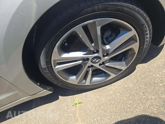 2018 Hyundai Elantra Limited Sedan - miniatura 26