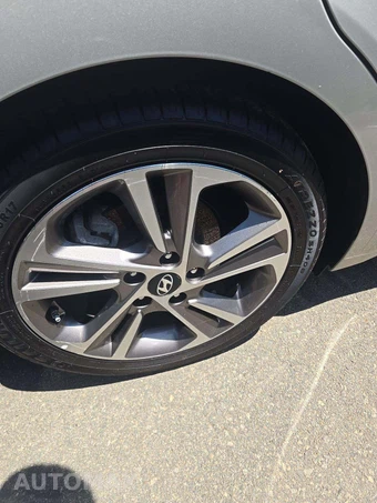 2018 Hyundai Elantra Limited Sedan - miniatura 27