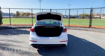 2018 Hyundai Elantra SE - miniatura 15