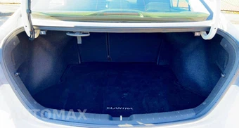 2018 Hyundai Elantra SE - miniatura 16