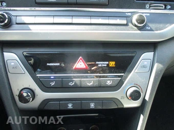 2018 Hyundai Elantra SE - miniatura 19