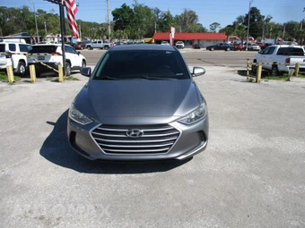 2018 Hyundai Elantra SE - miniatura 3