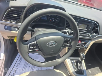 2018 Hyundai Elantra SE Sedan – miniatura 10