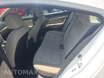 2018 Hyundai Elantra SE Sedan – miniatura 13