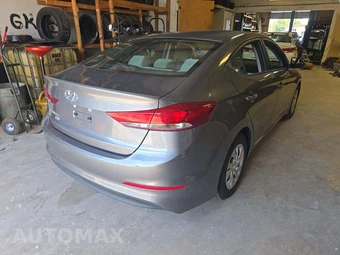 2018 Hyundai Elantra SE Sedan - miniatura 3