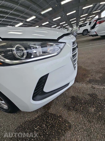 2018 Hyundai Elantra SE Sedan - miniatura 23