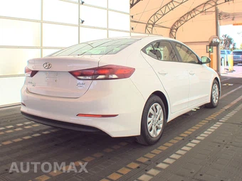 2018 Hyundai Elantra SE Sedan - miniatura 4