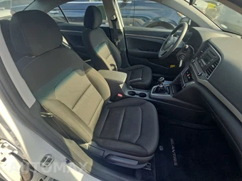 2018 Hyundai Elantra SE Sedan - miniatura 8