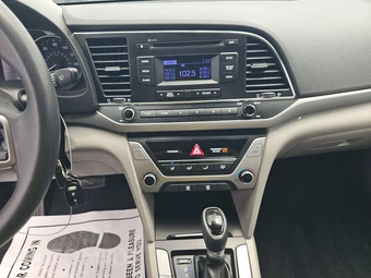 2018 Hyundai Elantra SE Sedan - miniatura 11