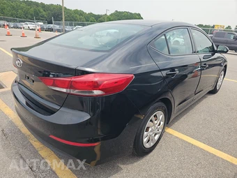 2018 Hyundai Elantra SE Sedan - miniatura 4