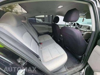 2018 Hyundai Elantra SE Sedan – miniatura 16