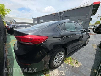 2018 Hyundai Elantra SE Sedan – miniatura 3