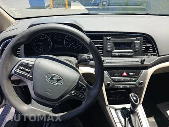 2018 Hyundai Elantra SE Sedan - miniatura 11
