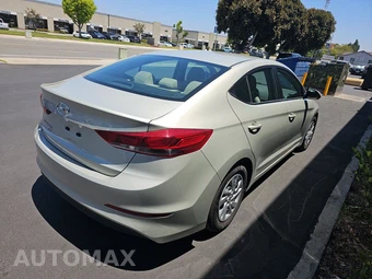 2018 Hyundai Elantra SE Sedan - miniatura 4