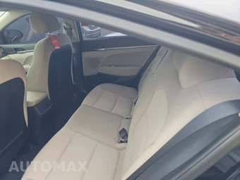 2018 Hyundai Elantra SE Sedan - miniatura 13