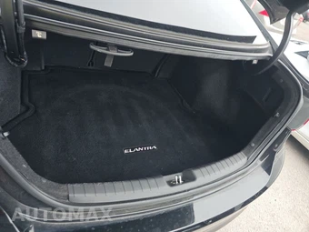 2018 Hyundai Elantra SE Sedan - miniatura 16