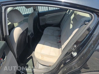 2018 Hyundai Elantra SE Sedan – miniatura 13