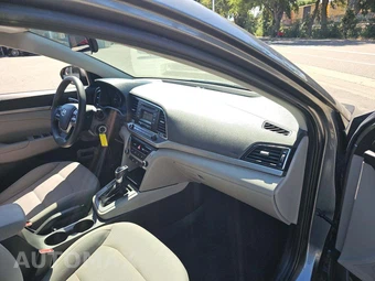 2018 Hyundai Elantra SE Sedan - miniatura 16