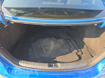 2018 Hyundai Elantra SE Sedan – miniatura 16