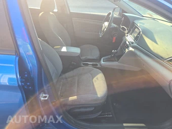 2018 Hyundai Elantra SE Sedan – miniatura 8