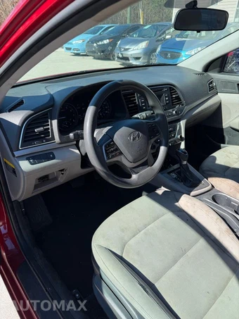 2018 Hyundai Elantra SE Sedan - miniatura 5
