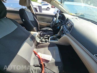 2018 Hyundai Elantra SE Sedan - miniatura 8