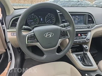 2018 Hyundai Elantra SEL Sedan – miniatura 14