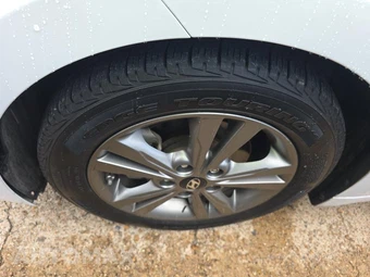2018 Hyundai Elantra SEL Sedan – miniatura 8