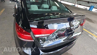 2018 Hyundai Elantra SEL Sedan – miniatura 18