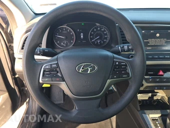 2018 Hyundai Elantra SEL Sedan – miniatura 10