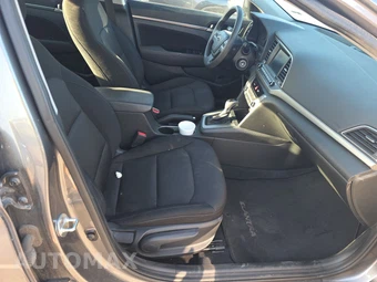 2018 Hyundai Elantra SEL Sedan – miniatura 8